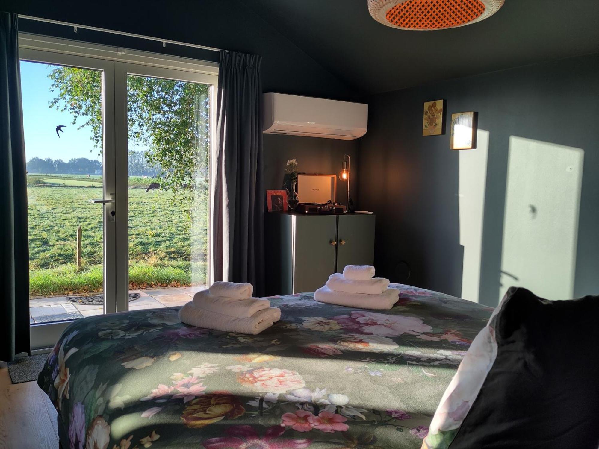 Zundert 'T Voske Bed & Breakfast エクステリア 写真
